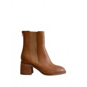 NEW OASIS SOCIETY women's olivia boots in caramel